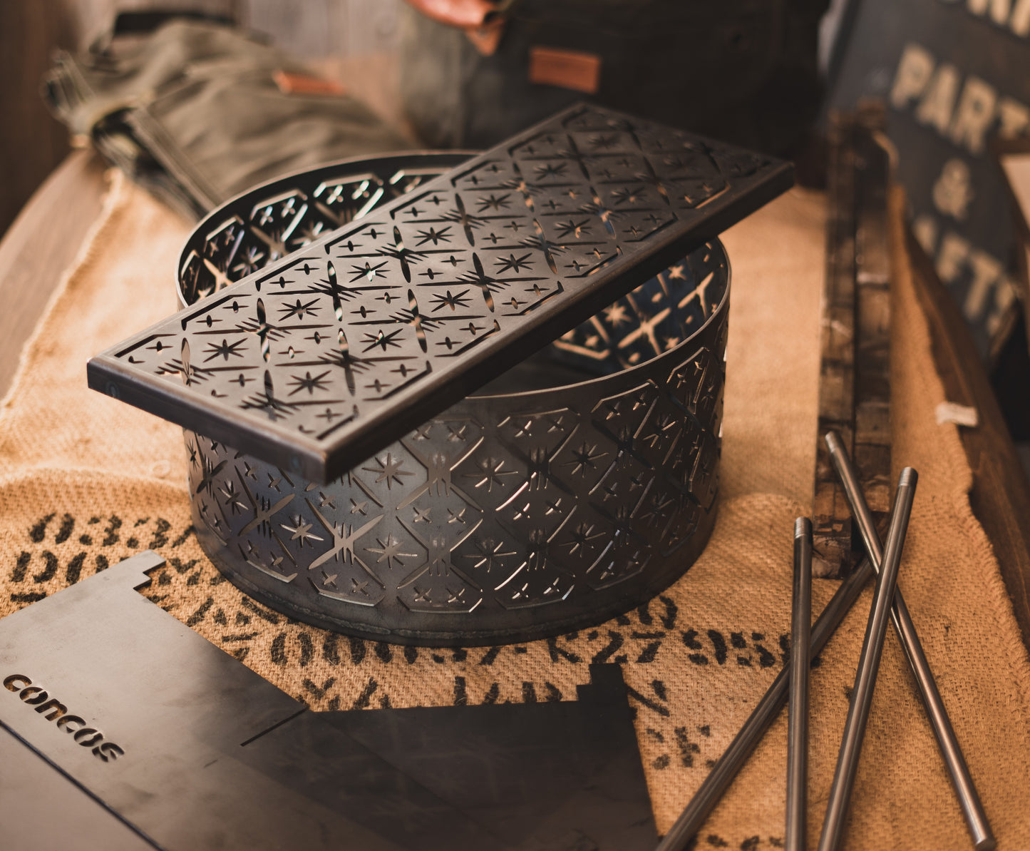 IRON TAKIBI TABLE "GALAXY"